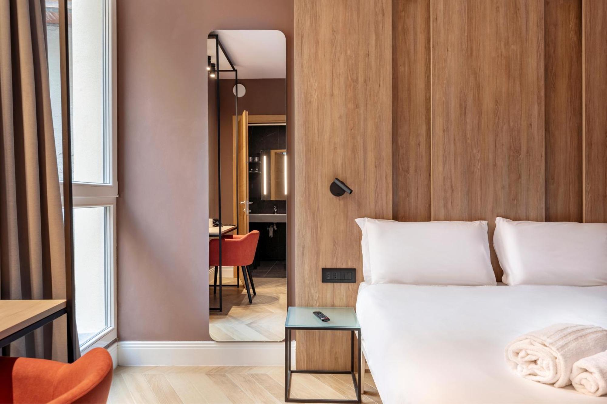 Center Hotel